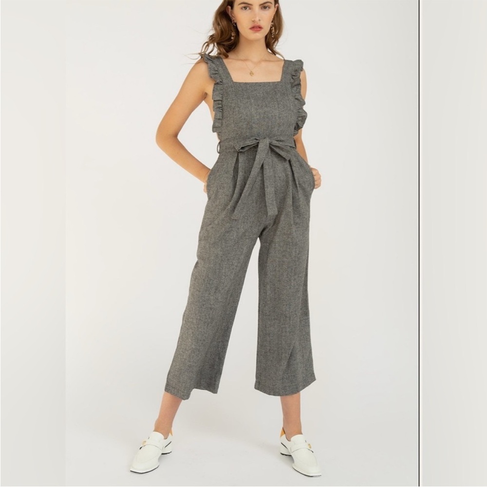 Storia Heather Gray Ruffle Jumpsuit Suspenders, Small